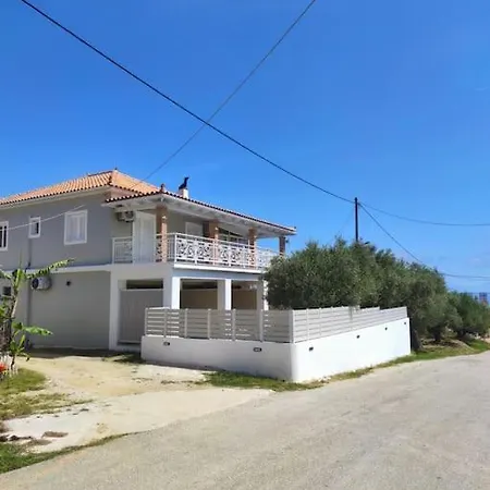 Krystalia's Luxury Studio1 * Psarou (Zakynthos)