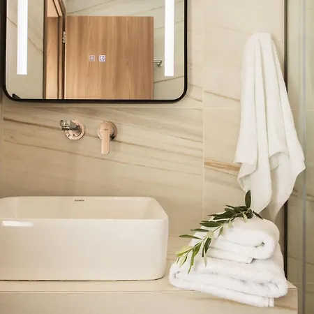 Krystalia's Luxury Studio1 * Psarou (Zakynthos)