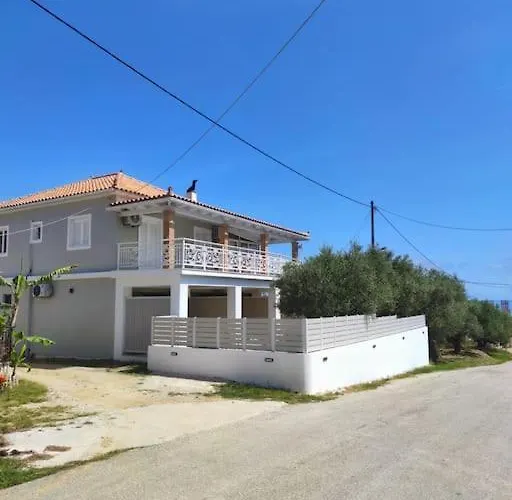 Krystalia's Luxury Studio1 * Psarou (Zakynthos)