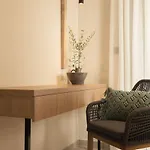 Krystalia's Luxury Studio1 아파트