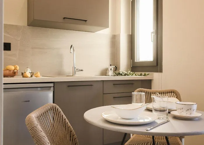 Krystalia's Luxury Studio1 *